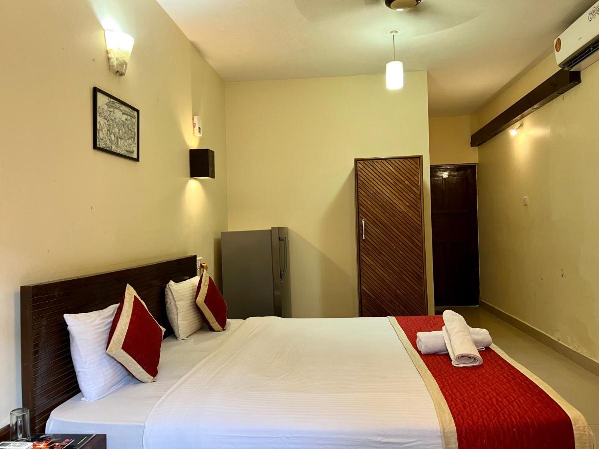 Baga Beach Myron Exterior photo