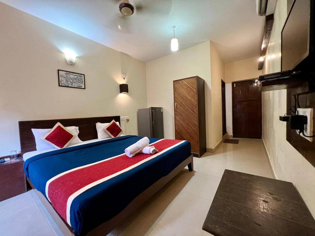 Baga Beach Myron Exterior photo